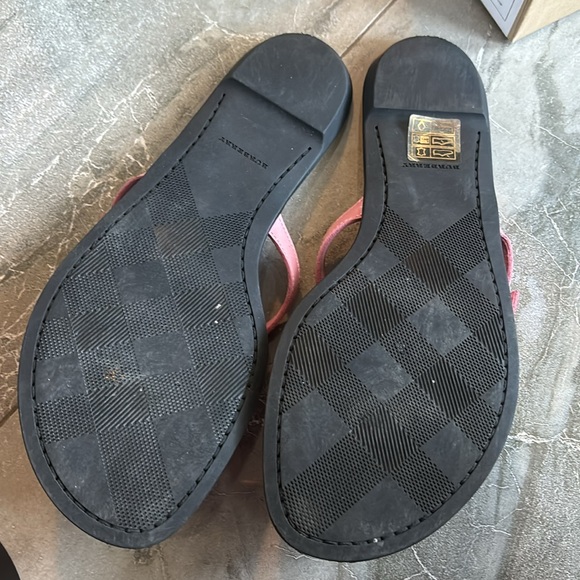 Burberry thong sandals - Picture 2 of 4